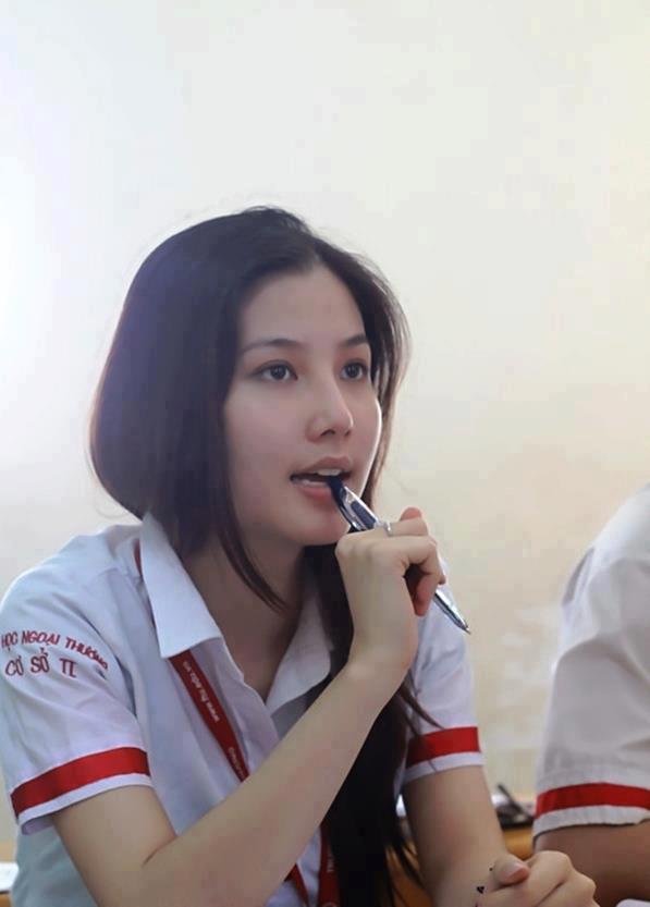 爱实丽